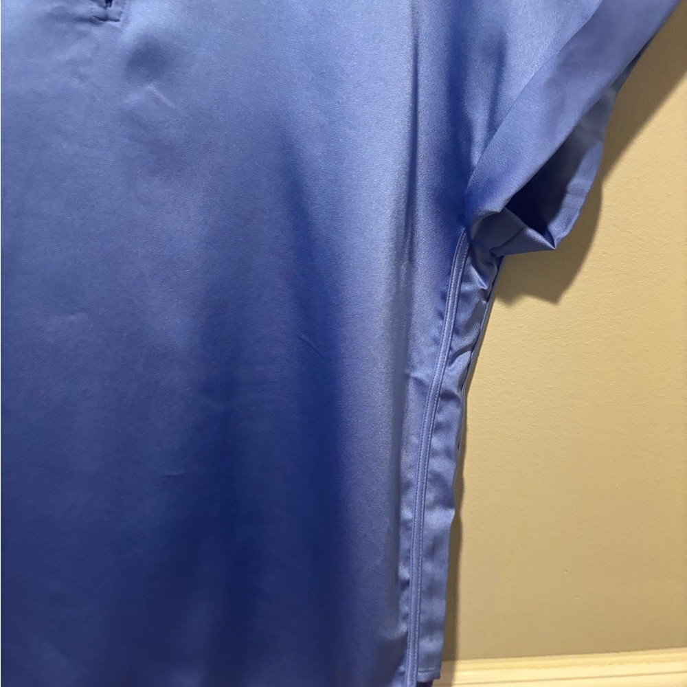 Women's LOFT Blue Silky Top - Size Small NWT - Picture 9 of 9